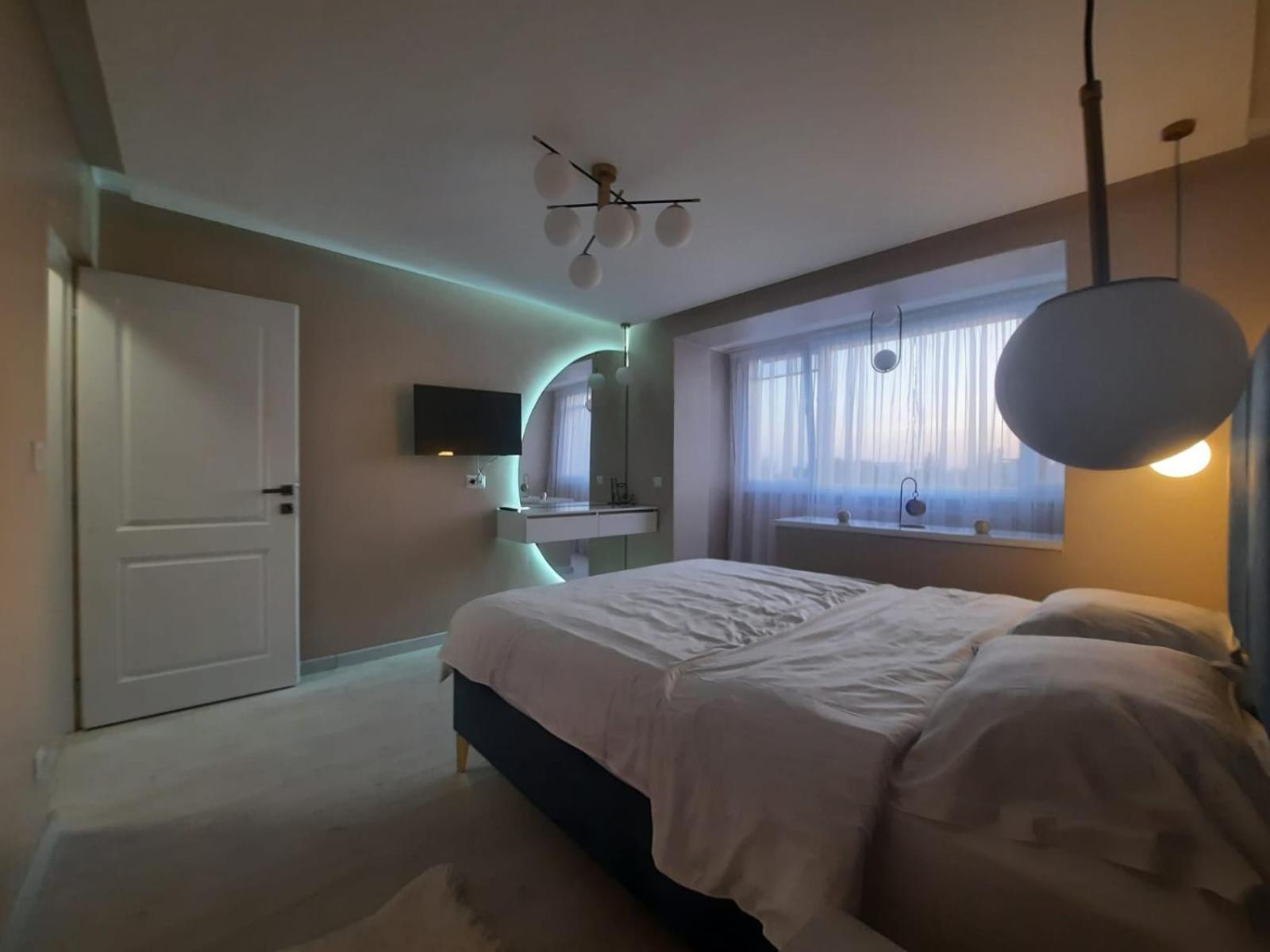 Alpasio Rentals 2 Галац Экстерьер фото